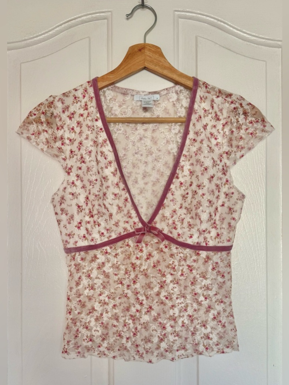 Full Tilt Cream Floral Mesh Top with Pink Trim - Size M